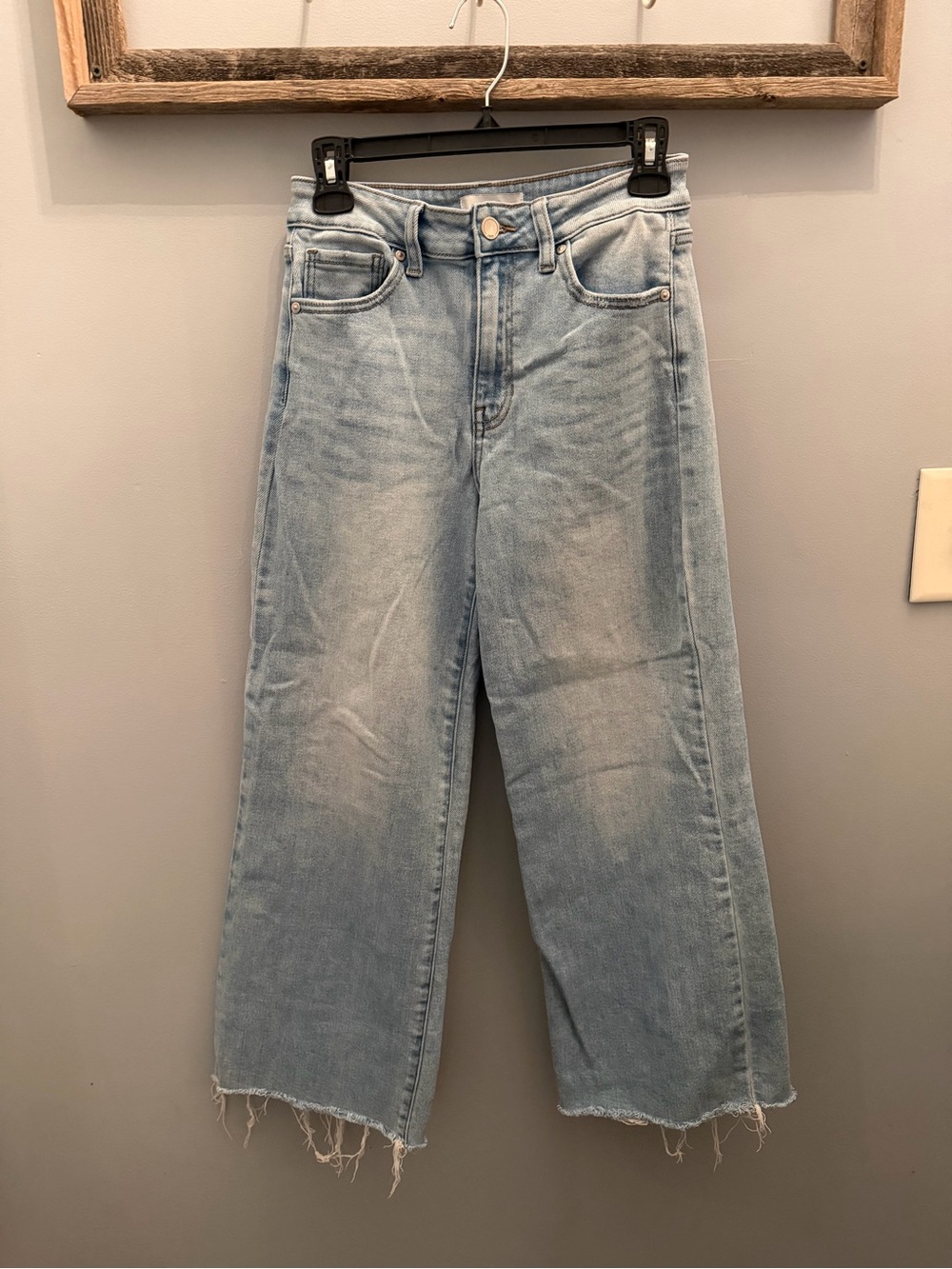Light Wash Wide Leg Women's Jeans